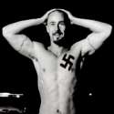 Derek-american-history-x-33639886-200-200.jpg