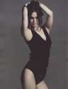 20091104-rachel_bilson_flaunt.jpg