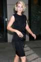jenna-elfman-out-and-about-in-new-york-10-09-2015_1.jpg