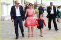 salma-hayek-venice-outing-family-12.jpg