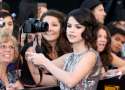 04930_selena_gomez_1_tikipeter_celebritycity_049_123_127lo.jpg