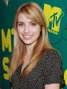 emma_roberts_trl_june_12_2007_epAVVk3.jpg