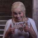 khaleesi-thumbsup.jpg