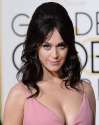1452488968_katy-perry-bump-it-golden-globes-2016-jennifer-lawrence.jpg