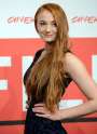 86169-sophie-turner-hot-tight-dress-SuIG.jpg