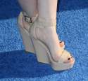 Dove Cameron (5).jpg