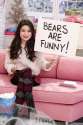 Miranda-Cosgrove_Big-Time-Christmas-Nickelodeom-promos-2010_04.jpg