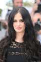 1718111-eva-green-photocall-du-film-the-950x0-1.jpg