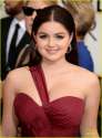 sarah-hyland-ariel-winter-golden-globes-2014-red-carpet-04.jpg
