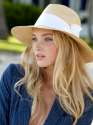 600full-elsa-hosk.jpg