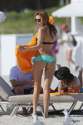 bella-thorne-ass-2-932x1396.jpg