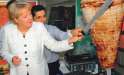 1414655762_merkel_kebab.jpg