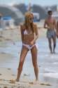 Bella Thorne Miami 051814_02.jpg