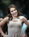 56138_McKaylaMaroney_MariaMenounosExtraset27thAug201245_122_437lo.jpg