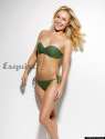 o-HAYDEN-PANETTIERE-STRIPS-DOWN-570.jpg