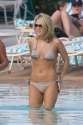 carrie underwood bikini2 (2).jpg