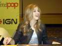 chloe_moretz_signing_autographs_at_c2e2_012.jpg