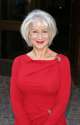 helen_mirren_the_debt_screening_new_york_22aug2011_1_4EYqKGA.jpg