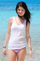 84958_Selena_Gomez_Beach_candids_2008_015.jpg