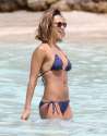 jessica-alba-hot-in-bikini-in-the-caribbean-april-2015_2.jpg