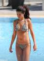 selena-gomez-in-a-bikini-miami-october-2013_19.jpg