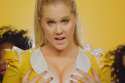 amy-schumer-meet-queue-4.png
