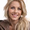 Julianne-Hough-luvmusicsmile-35074273-1280-1251.jpg