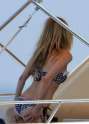 Avril%20Lavigne%20-%20New%20Bikini%20Pics%20On%20Yacht%20In%20Saint%20Tropez%20-%20June%2023%202011-14.jpg