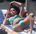 gallery_enlarged-selena-miami-bikini-01.jpg