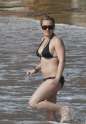 Hilarybikinimatsui_958_001.jpg