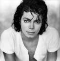 kingofdancefloo-com-the-moonwalk-step-22207327-2522-2560.jpg