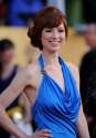 Ellie+Kemper+17th+Annual+SAG+Awards+4z3_3WwAnQ0l.jpg