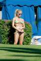 TheRock-JessicaSimpson-HawaiiVacation-11 (1).jpg