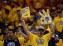 20150420__warriorsfans2-3_300.jpg