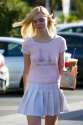 elle-fanning-out-in-los-angeles-september-2015_1.jpg