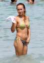 hayden panettierre looks real good in a bikini.jpg
