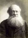 Peter_Kropotkin_circa_1900.jpg