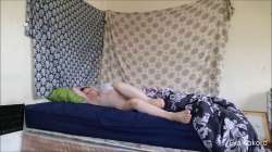 [clips4sale.com]lazypeeoffsideofbedpartii.wmv_snapshot_01.11_[2016.05.13_18.41.53].jpg