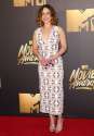 emilia-clarke-2016-mtv-movie-awards-02.jpg