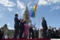 o-TRUDEAU-PRIDE-FLAG-570.jpg