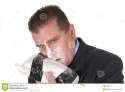 drug-addict-businessman-7685419.jpg