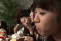 Moa Cake.gif