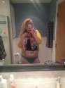 lusciousnet_belly_selfie_2101971374.640x0.jpg