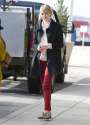 Emma Stone Candid.jpg