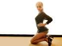 Jessica-Alba-Rolling-Out-Joi-Pearson_3.jpg