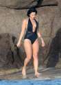 demi-lovato-bikini.jpg