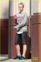 elle-fanning-sports-bra-dakota-fanning-stroll-05.jpg