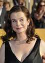 emily_watson_20150304_450_621_100[1].jpg