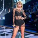 2014-victoria-secret-fashion-show-runway.jpg