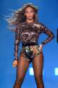 hbz-beyonce-tour-2014-gettyimages-452050294.jpg